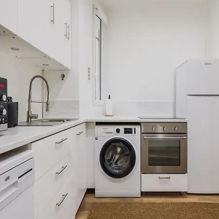 Charming Flat - 2bd 3p - Proche Batignolles 17eme شقة باريس