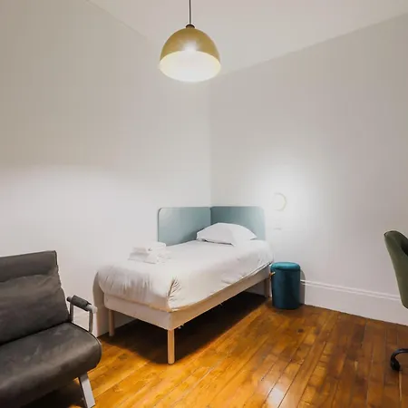 Charming Flat - 2bd 3p - Proche Batignolles 17eme * باريس