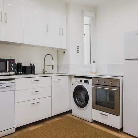 Charming Flat - 2bd 3p - Proche Batignolles 17eme باريس