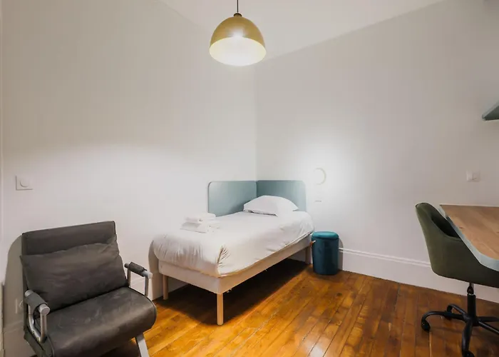 Charming Flat - 2bd 3p - Proche Batignolles 17eme * باريس